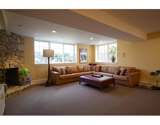 28 Windsor Rd, Wellesley, MA 02481 photo 15