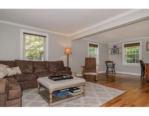 32 Willow St, Wellesley, MA 02481 photo 5
