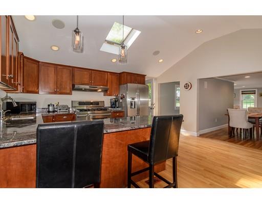 32 Willow St, Wellesley, MA 02481 photo 10