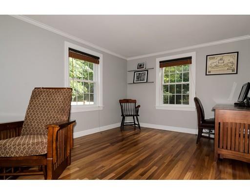 32 Willow St, Wellesley, MA 02481 photo 6