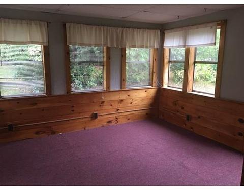 94 Apthorp St, Worcester, MA 01606 photo 9