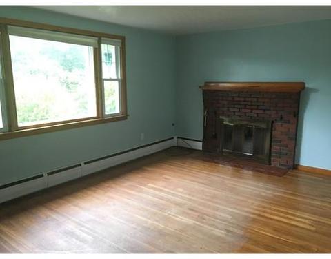 94 Apthorp St, Worcester, MA 01606 photo 4