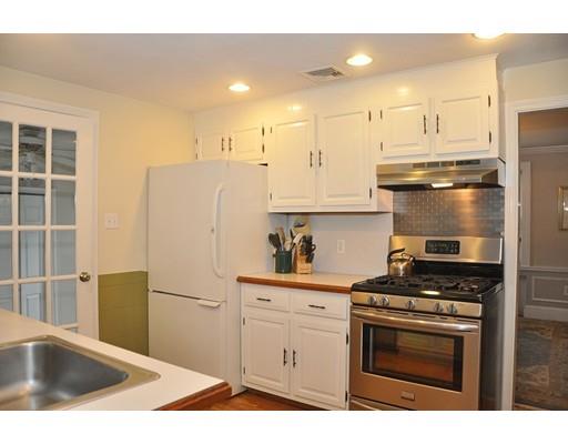 35 Centre Ln, Milton, MA 02186 photo 6
