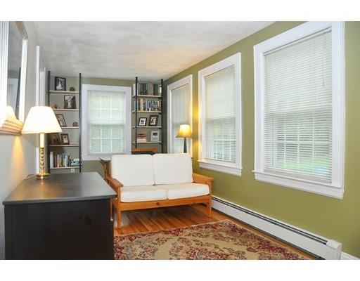 35 Centre Ln, Milton, MA 02186 photo 9