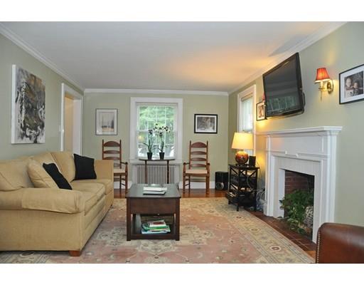 35 Centre Ln, Milton, MA 02186 photo 3