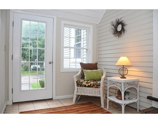 35 Centre Ln, Milton, MA 02186 photo 11