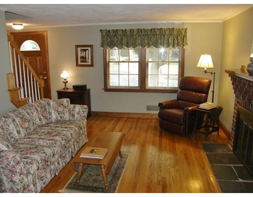 26 Sunset Dr, Beverly, MA 01915 photo 10