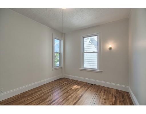 40 Cherry St, Lynn, MA 01902 photo 9