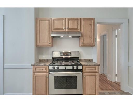 40 Cherry St, Lynn, MA 01902 photo 5