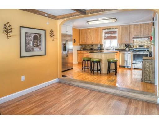 11 Lawrence St, Danvers, MA 01923 photo 9