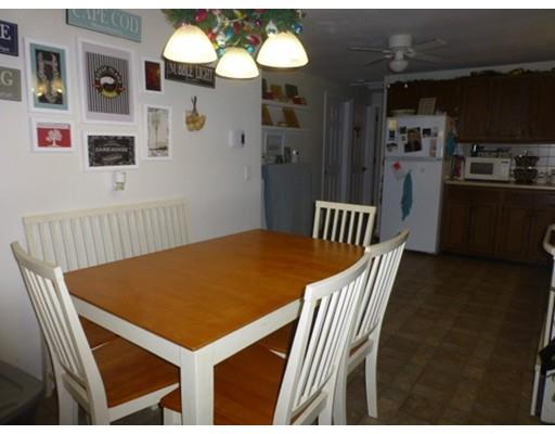 185 Kerry Dr, Springfield, MA 01118 photo 9
