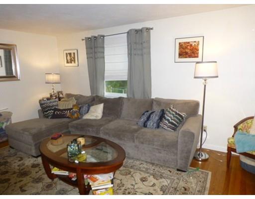 185 Kerry Dr, Springfield, MA 01118 photo 4
