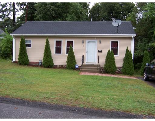 11 Trinity Ave, Worcester, MA 01605 photo 2