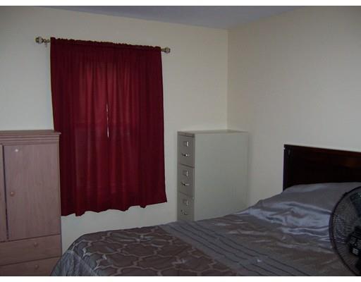11 Trinity Ave, Worcester, MA 01605 photo 14