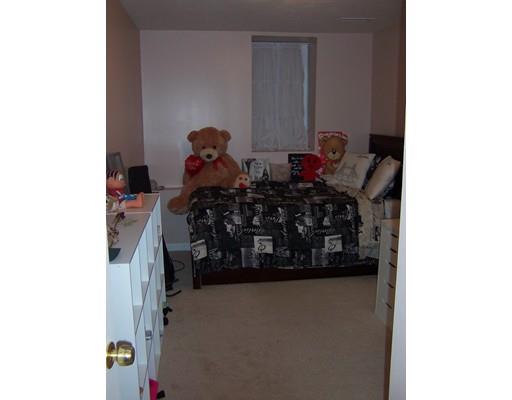 11 Trinity Ave, Worcester, MA 01605 photo 12