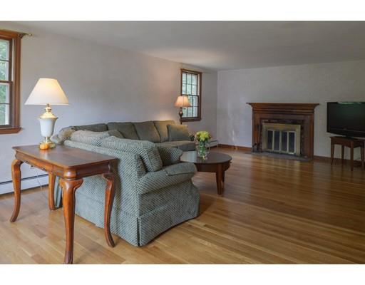 5 Marshall Rd, Beverly, MA 01915 photo 5
