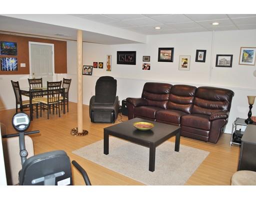 4 Marsh Rd, Hudson, NH 03051 photo 11