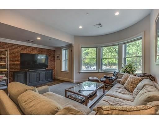 1471 Beacon #3, Brookline, MA 02446 photo 8