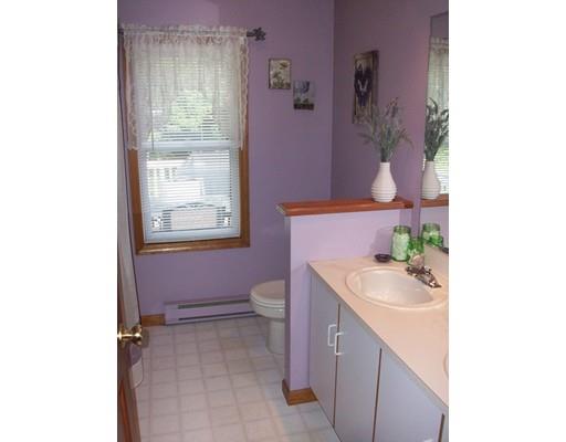47 Ash St, Webster, MA 01570 photo 17