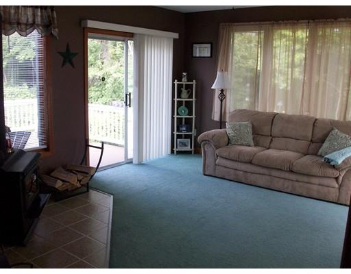 47 Ash St, Webster, MA 01570 photo 10