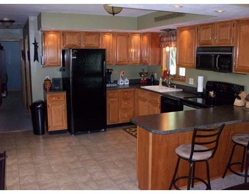 47 Ash St, Webster, MA 01570 photo 8