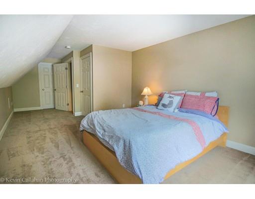 74 E High St, Avon, MA 02322 photo 17