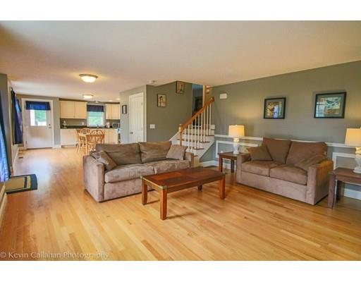 74 E High St, Avon, MA 02322 photo 7