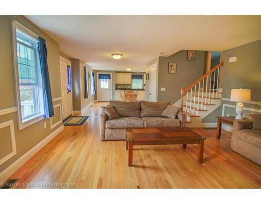 74 E High St, Avon, MA 02322 photo 9