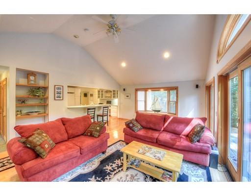 436 Skunknet Rd, Centerville, MA 02632 photo 3