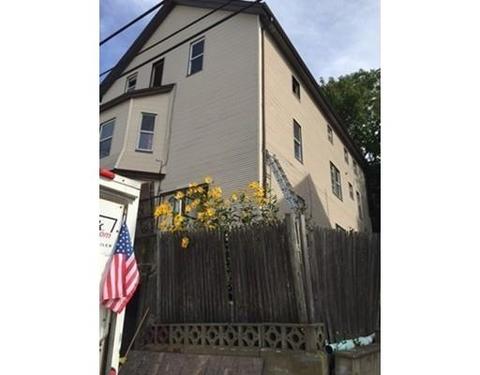 91 Barnaby St, Fall River, MA 02720 photo 2