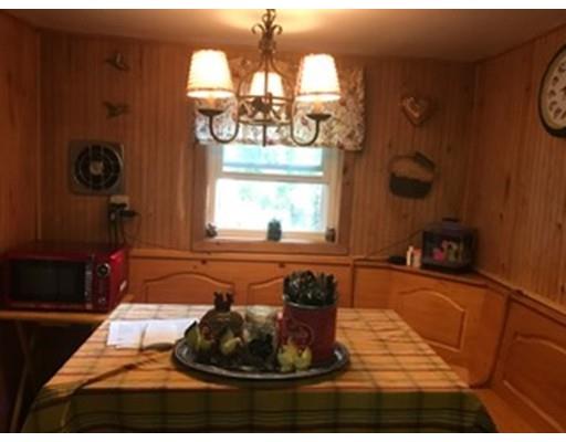 27 Riverside Dr, Berkley, MA 02779 photo 4
