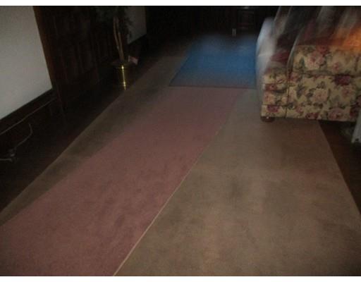 533 Locust St, Fall River, MA 02720 photo 4