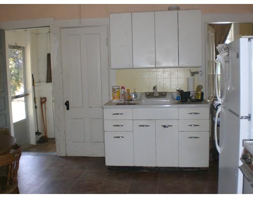 106 Pine St, Hardwick, MA 01037 photo 9