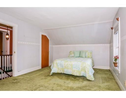 18 Temple St, Reading, MA 01867 photo 13