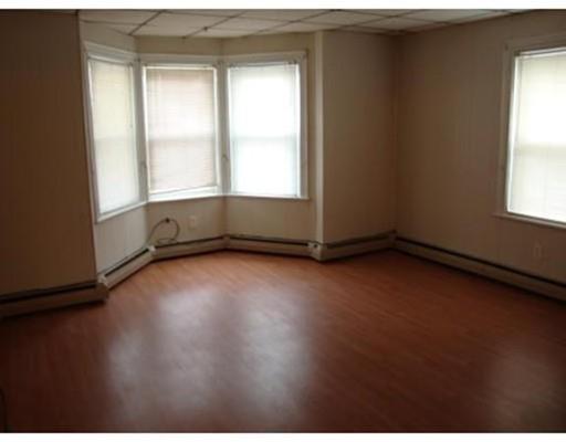 552 Alden St, Fall River, MA 02723 photo 16