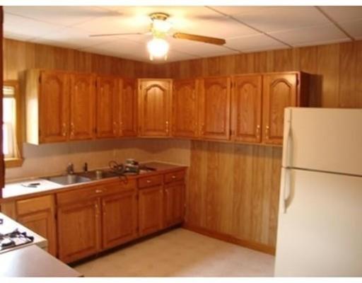 552 Alden St, Fall River, MA 02723 photo 11