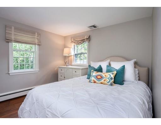 9 Flintlock Cir, Hingham, MA 02043 photo 17