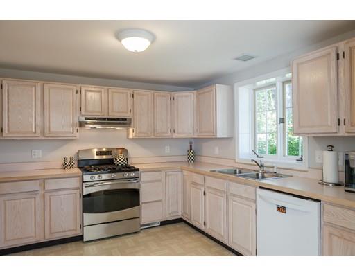 76 Statice Ln, Hyannis, MA 02601 photo 6