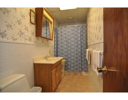 8 Wall St, Worcester, MA 01604 photo 5