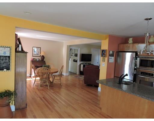 37 Eastern Ave, Beverly, MA 01915 photo 4