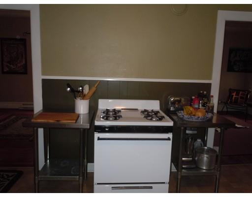 18 Call St, Chicopee, MA 01013 photo 8