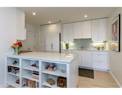 1265 Beacon St #903, Brookline, MA 02446 photo 3