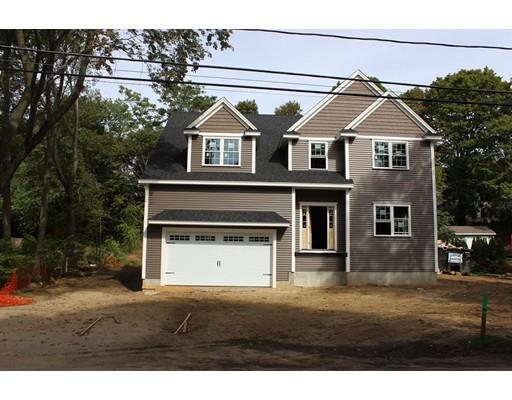 11 Harrison St, Reading, MA 01867 photo 1