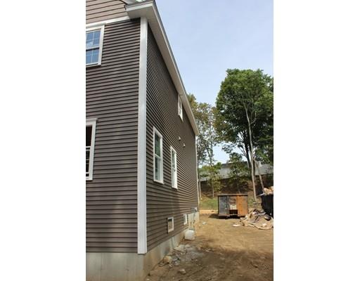 11 Harrison St, Reading, MA 01867 photo 8