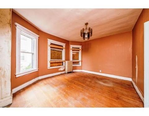 270 White St, Springfield, MA 01108 photo 7