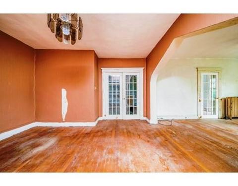 270 White St, Springfield, MA 01108 photo 8