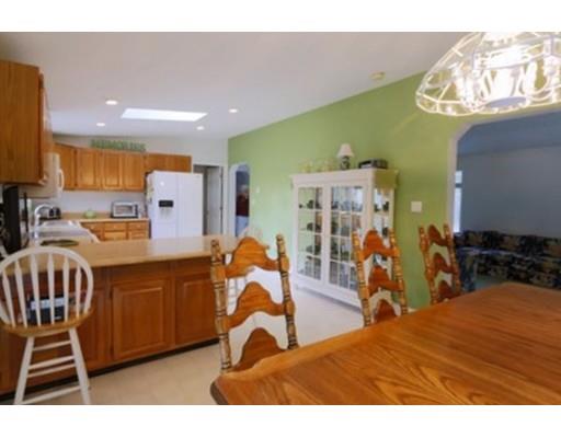14 Twin St, Windham, NH 03087 photo 6