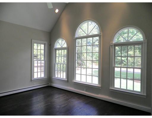 494 Locust, Danvers, MA 01923 photo 6