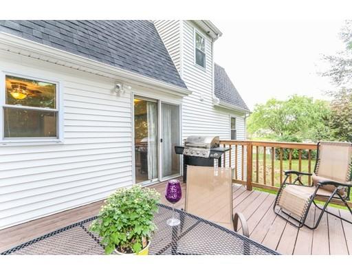 199 Keddy St, Springfield, MA 01109 photo 3
