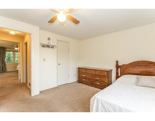 199 Keddy St, Springfield, MA 01109 photo 21